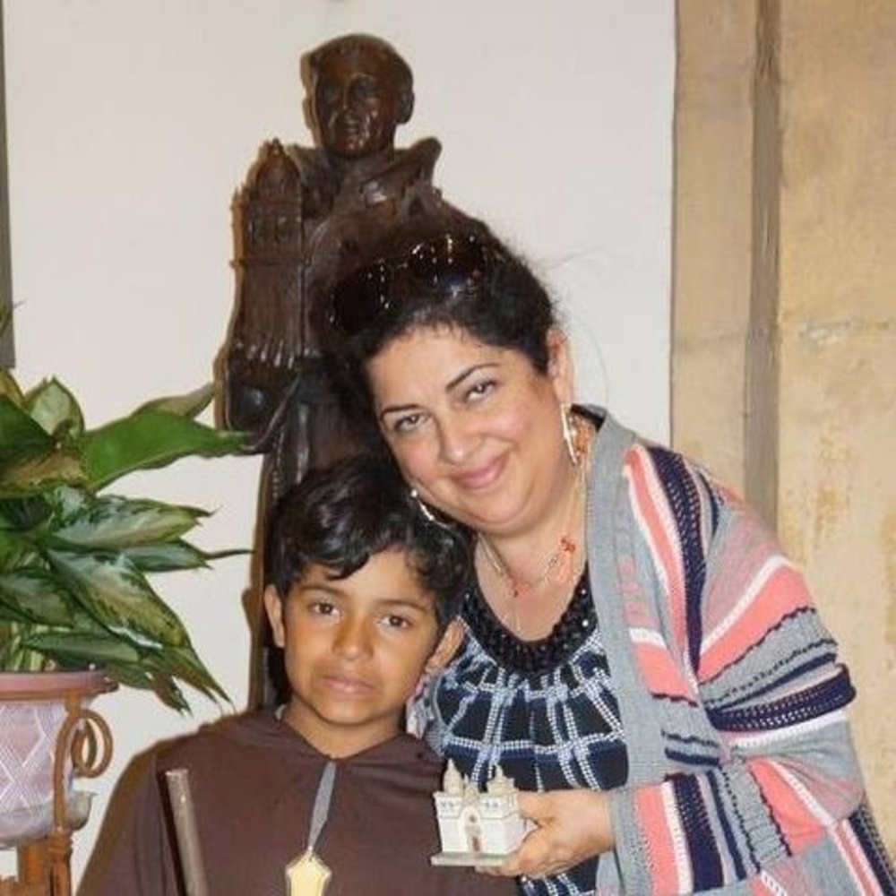 Meet your Posher, Sonia